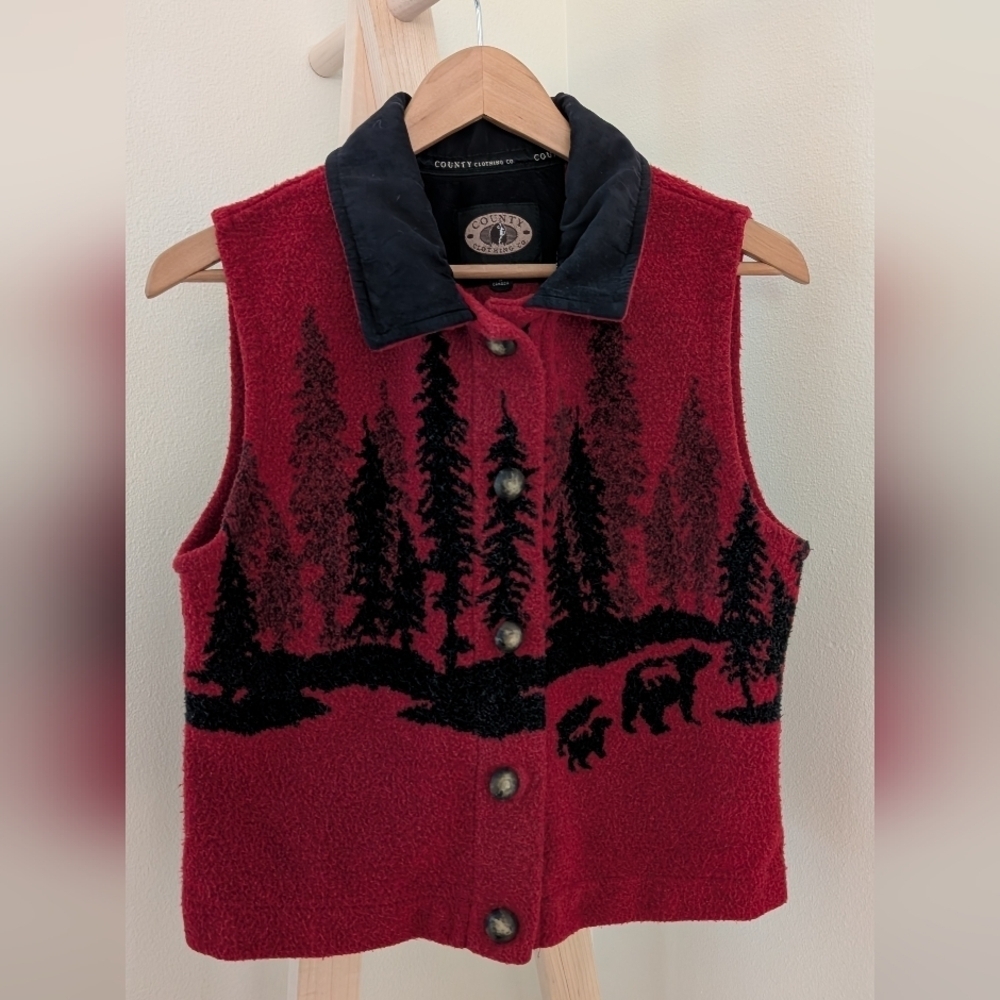 Vintage Outdoor Forest & Bear Print Collared Button Down Fleece Vest In Red/Navy